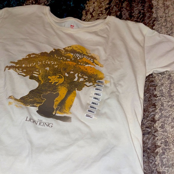 Lion king crop top - Picture 2 of 4